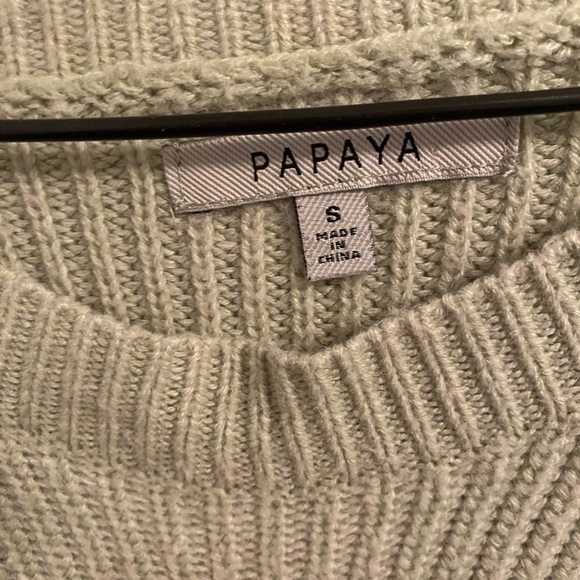 green knitted sweater - Picture 3 of 3